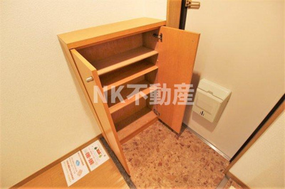 【玄関】 | アベニューリップル小阪（河内小阪賃貸） | きれいな玄関です