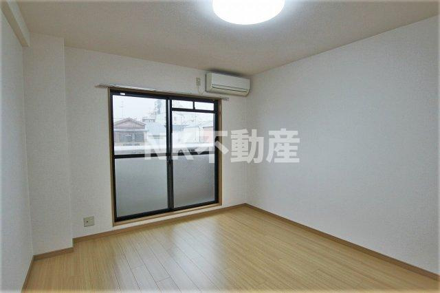 【寝室】 | アベニューリップル小阪（河内小阪賃貸） | 寝室にぴったりのお部屋です