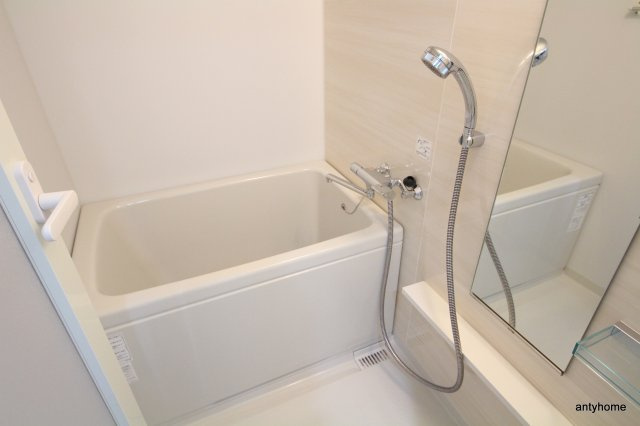 セイワパレス梅田茶屋町　仲介手数料無料の浴室