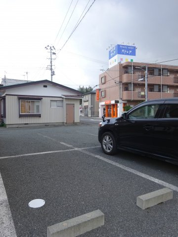 アミスターⅡの駐車場