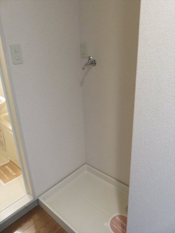 メセナ西条の設備|洗濯機置場
