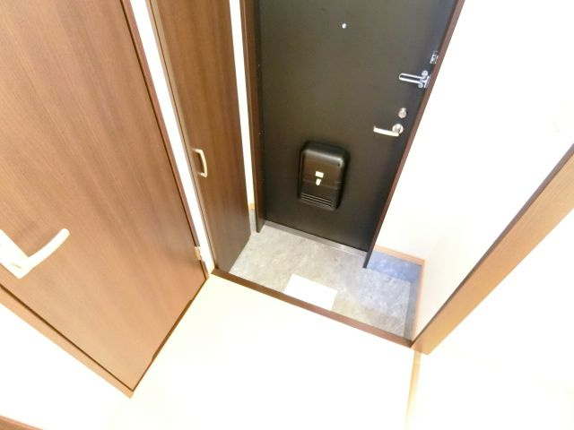 アムールKATAKURAの玄関