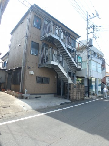 マーベラス坂戸の外観