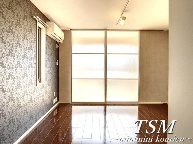 Ｑｕａｔｒｅ　Ｄｅｍｅｕｒｅの洋室|９帖の洋室