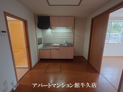 【居間・リビング】 | レジデンスさくら台A