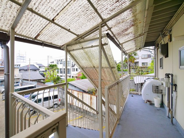 辰巳ハイツのその他共用部分|共用階段です
