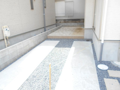 【駐車場】 | 春日部　小渕　全2棟　1号棟　らすと1棟 | 2180から2080から1980万円に価格変更。