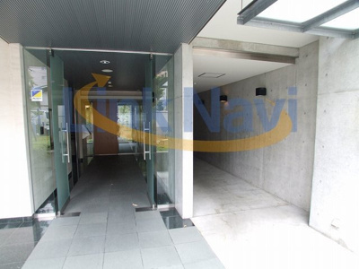 【エントランス】 | アークフォレスト九条 | 建物の内部です