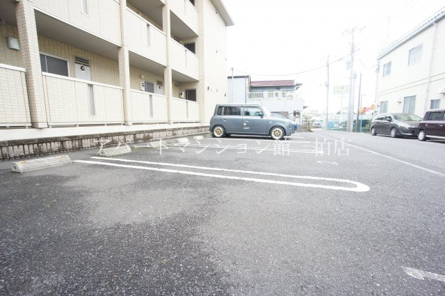 アネーロ・チヨの駐車場
