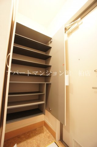 アネーロ・チヨの収納