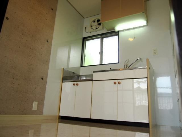 ファーストライフⅣのキッチン