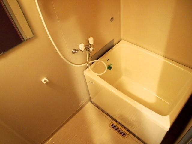 ファーストライフⅣの浴室