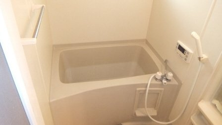 サニーコート田辺の浴室|嬉しい追炊き機能付いています