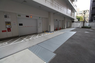 【駐車場】 | パークタワー梅田 | 駐車場