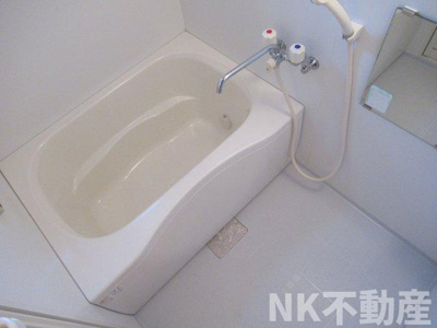 【浴室】 | メゾネットエスペランサ（鴻池新田賃貸） | お風呂です。浴室乾燥機付きです。