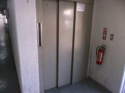 【エントランス】 | サンフィールドハイツ