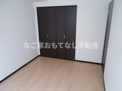 【寝室】 | エミネンスオタイⅡ