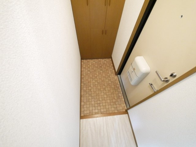 サニーコートB（杏町）の玄関|毎日通る玄関はこちらです