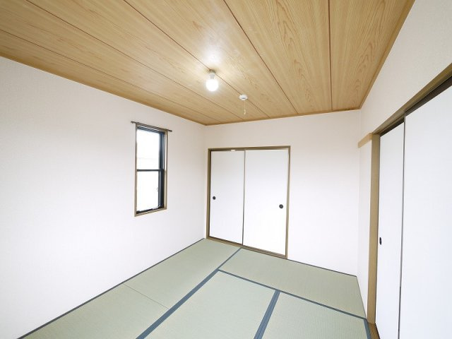 サニーコートB（杏町）の和室|和室ならではの温かな和の空間で寛ぎの時間を過ごせます