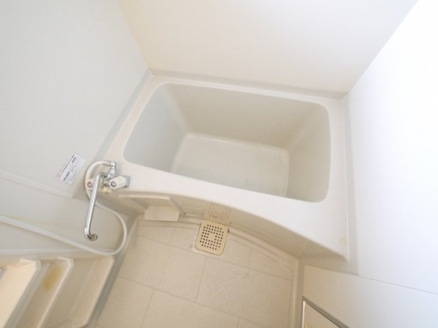 サニーコートB（杏町）の浴室|落ち着いた空間のお風呂です