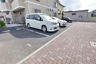 【駐車場】