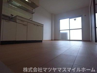 【居間・リビング】 | ビューテラス畷A棟