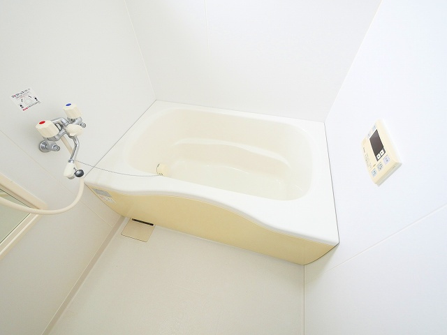 アクア西松ヶ丘の浴室