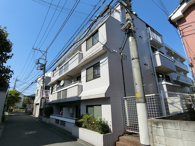 日神パレス拝島の外観