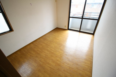 【洋室】 | ハイツ腕塚