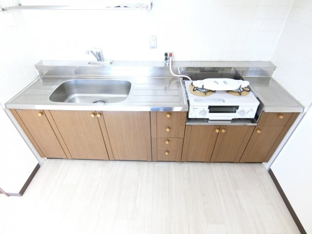 ドミール有住のキッチン