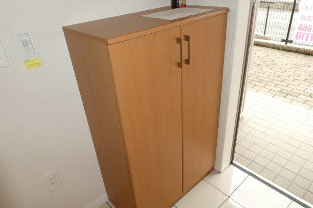 サンライズ・Ｙの内装|シューズボックス