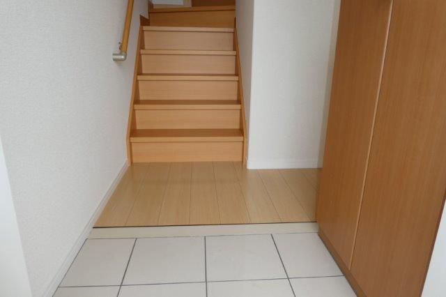 サンライズ・Ｙの玄関