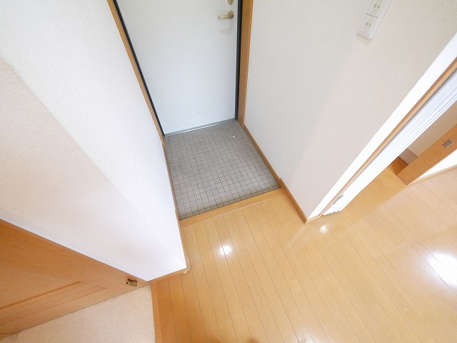 パストラル生駒の玄関