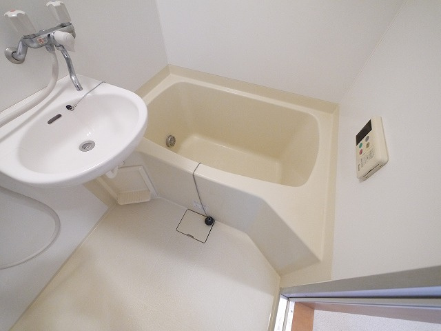 パストラル生駒の浴室