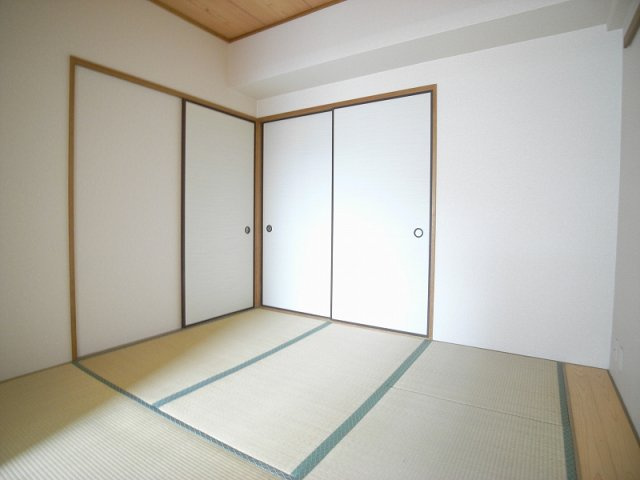【和室】 | ラフィーネ鶴見緑地