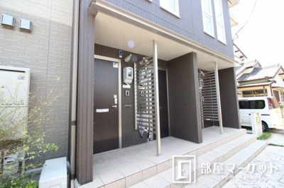 【エントランス】 | ファミールAlice