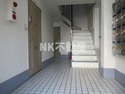 【エントランス】 | ビリーヴ　ウーノ（河内小阪賃貸） | 建物の内部です