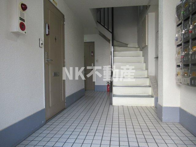 【エントランス】 | ビリーヴ　ウーノ（河内小阪賃貸） | 建物の内部です