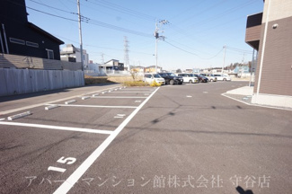 【駐車場】