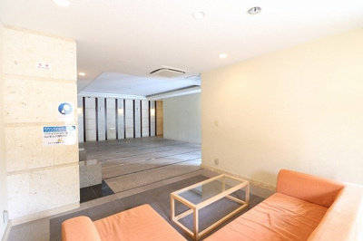 【エントランス】 | リリーベル金城サーモス