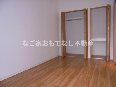 【寝室】 | ル・ラパン