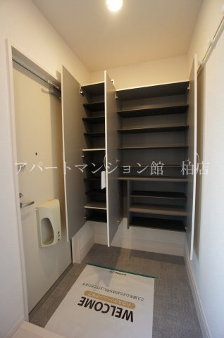 メゾン・ド・TLの玄関