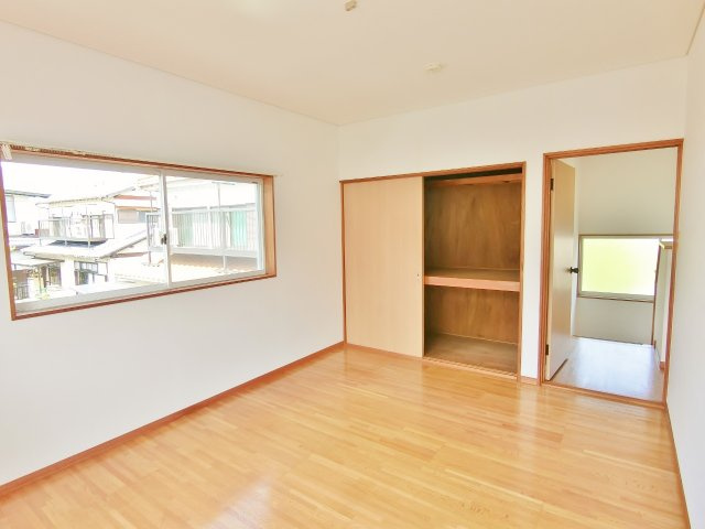 東和貸家の洋室