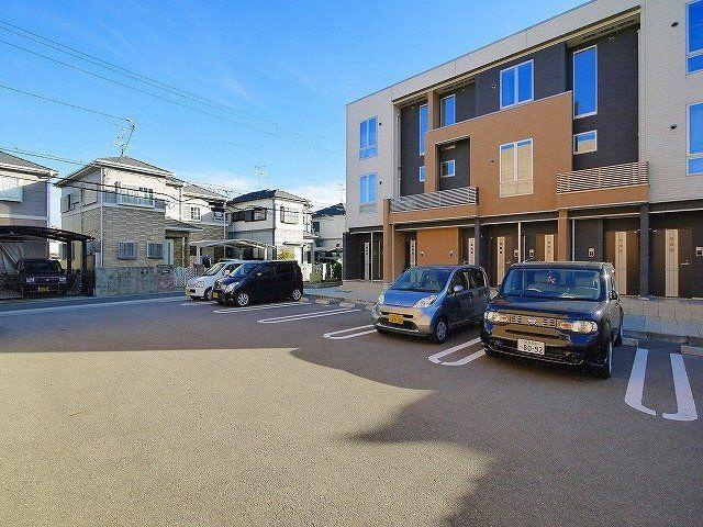 ガーデン・ヴィラ　Ａ棟の駐車場|駐車場です