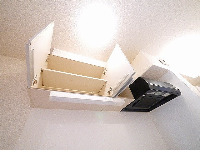 ガーデン・ヴィラ　Ａ棟の設備|室内洗濯機置き場