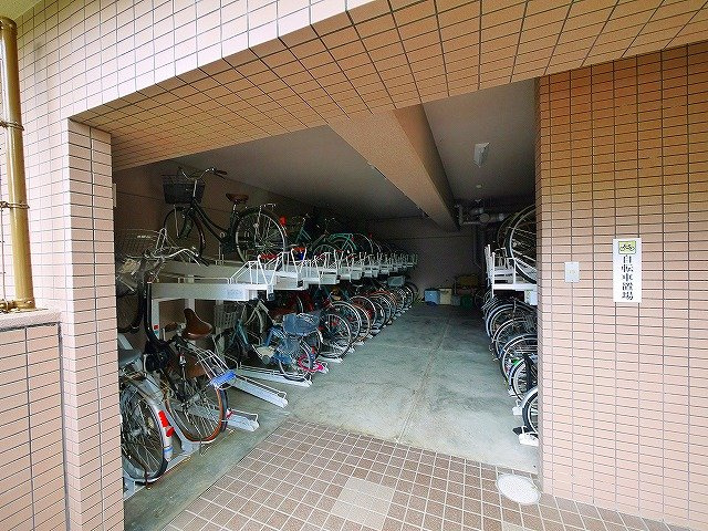 メゾンドール学園前西のその他共用部分