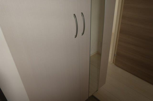 パークサイド石見の内装|シューズボックス