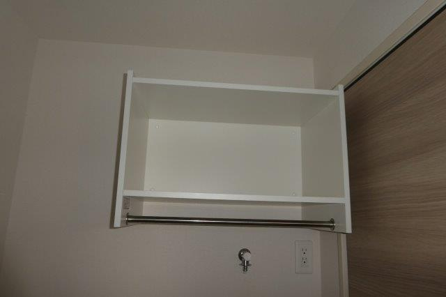 パークサイド石見の洗面所|洗濯機上棚