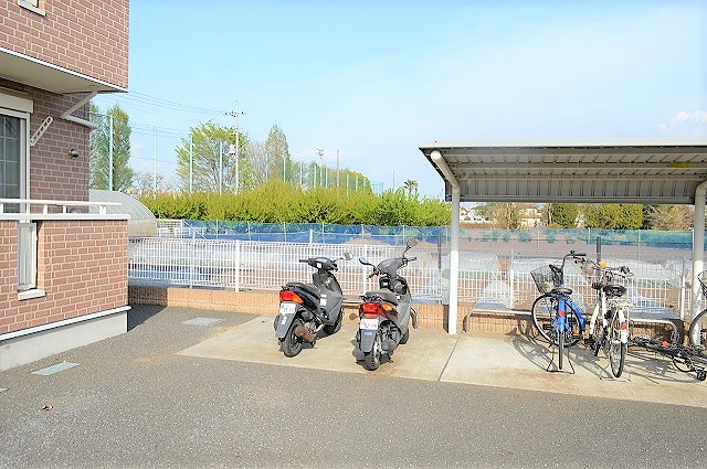 ラフォーレ西砂の外観