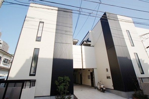 チェルカーレ箱崎